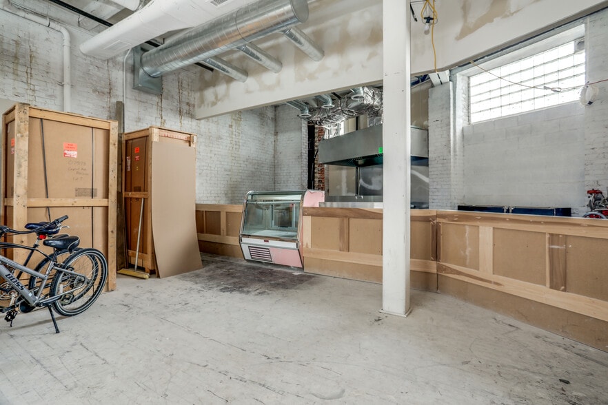 More Photos Of 1528 Gratiot Ave, Detroit Apartments For Sale