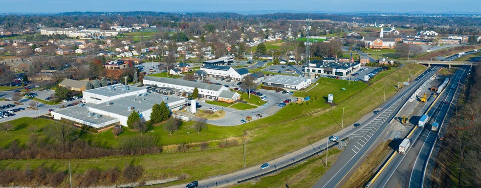 More Photos Of 780 Eden Rd, Lancaster Unknown For Lease