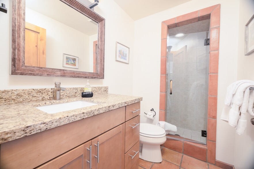 More Photos Of 186 Main St, Park City Freestanding For Sale