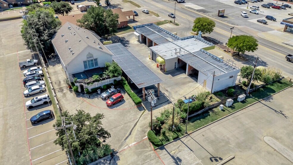 More Photos Of 504 N Euless Main St, Euless Carwash For Sale