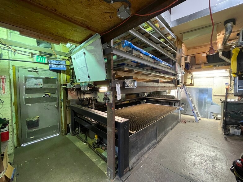 More Photos Of 298-300 Edmund Ave, Paterson Warehouse For Sale
