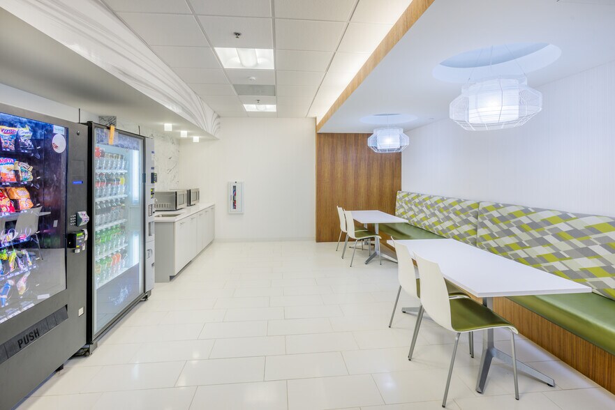 More Photos Of 4135 S Stream Blvd, Charlotte Office For Lease
