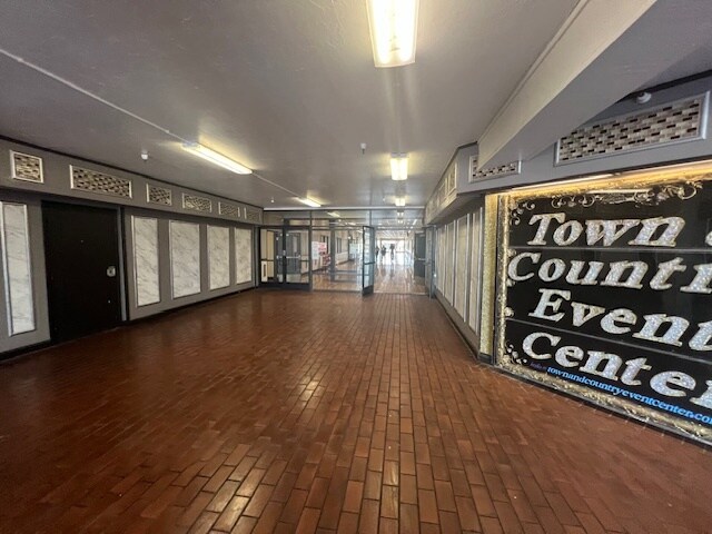 More Photos Of 2917-2999 Fulton Ave, Sacramento Office Residential For Lease
