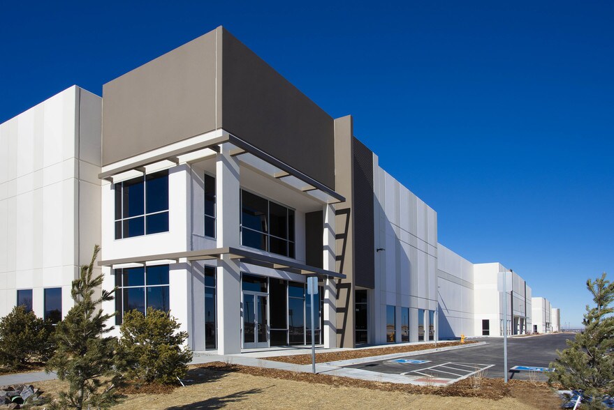 More Photos Of 7955 S Potomac St, Englewood Unknown For Lease