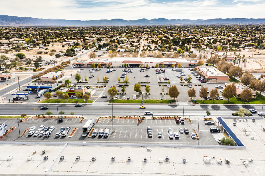 Primary Photo Of 15763 Main St, Hesperia Unknown For Lease