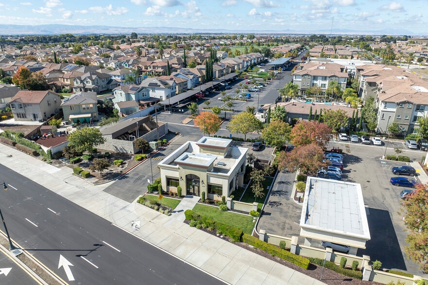 More Photos Of 17259 Golden Valley Pky, Lathrop Office For Lease