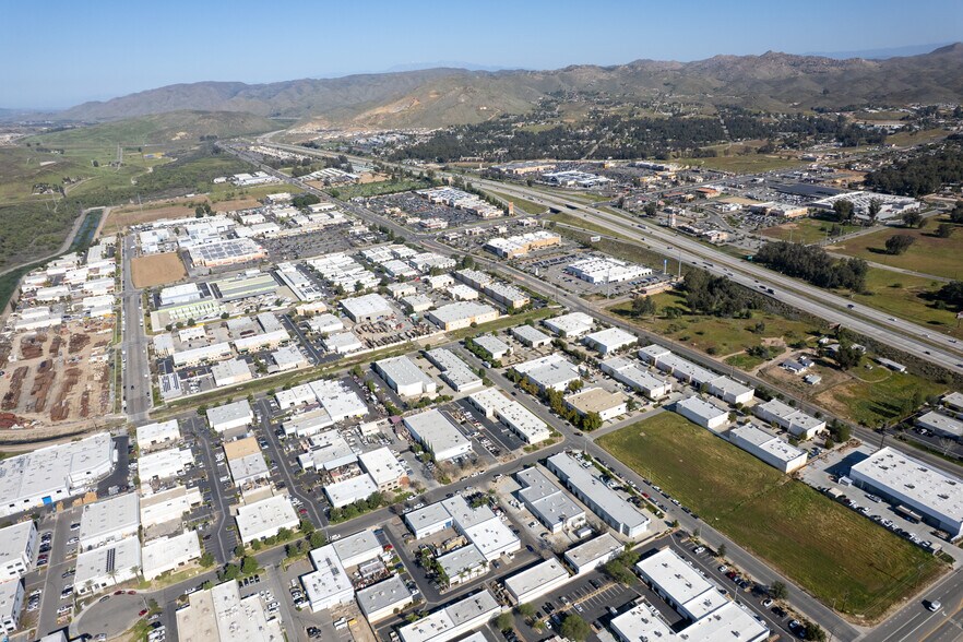 More Photos Of 560 Birch St, Lake Elsinore Manufacturing For Sale