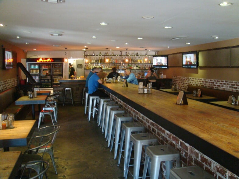 More Photos Of 3129 W Sunset Blvd, Los Angeles Apartments For Lease