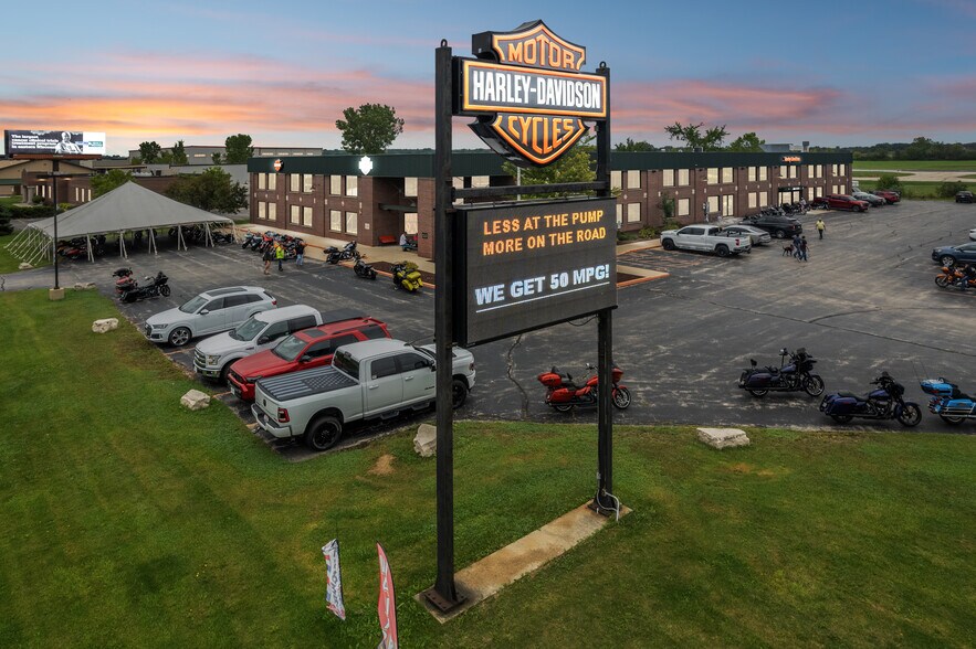 Primary Photo Of 24 S Rolling Meadows Dr, Fond Du Lac Auto Dealership For Sale