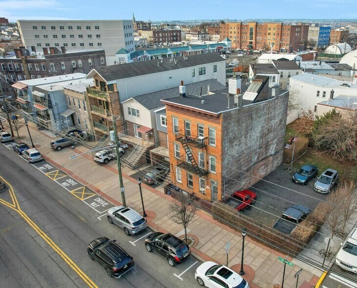 More Photos Of 513 Central Ave, Union City Apartments For Sale