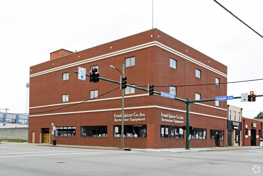 More Photos Of 119 E Princess Anne Rd, Norfolk Storefront Retail Office For Lease