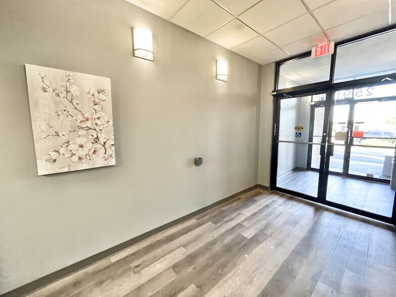 More Photos Of 2591 Miamisburg-Centerville Rd, Dayton Medical For Sale