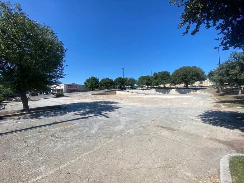 Primary Photo Of 1503 Vance Jackson Rd, San Antonio Land For Lease