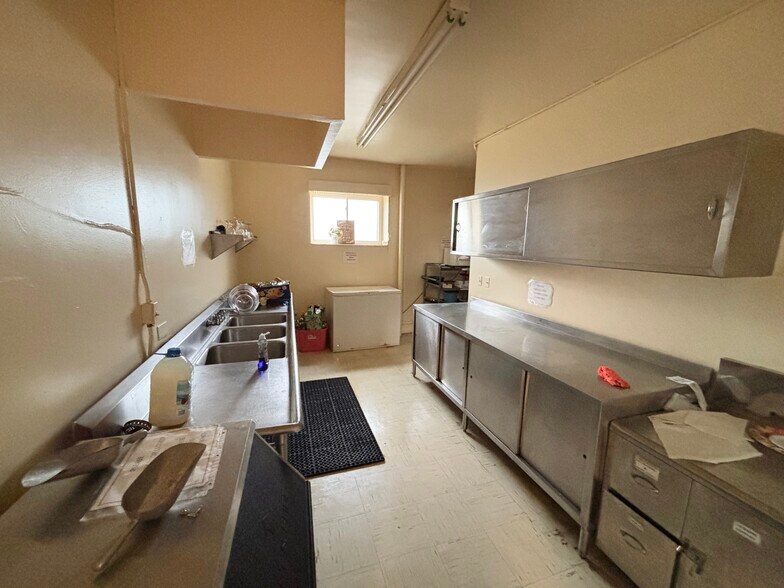 More Photos Of 15003 Joy Rd, Detroit Religious Facility For Sale