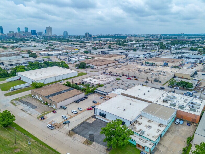More Photos Of 3001-3003 Shamrock St, Fort Worth Industrial For Lease