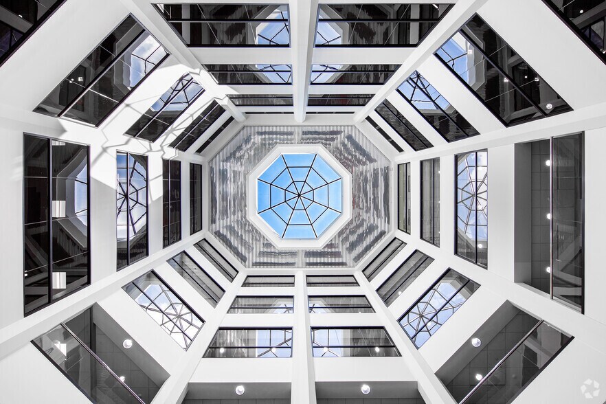 More Photos Of 30 Independence Blvd, Warren Office For Lease