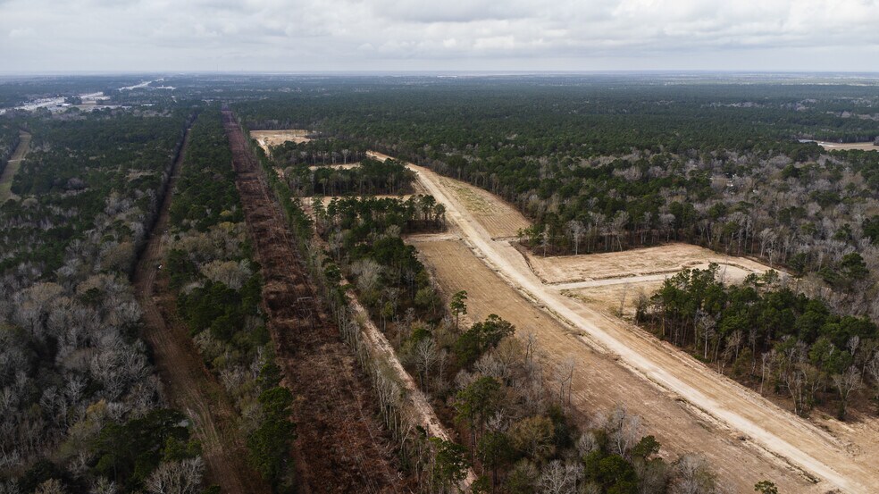 More Photos Of Highway 61, Hankamer Land For Sale