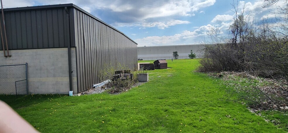 More Photos Of 2848 Interstate Pky, Brunswick Warehouse For Sale