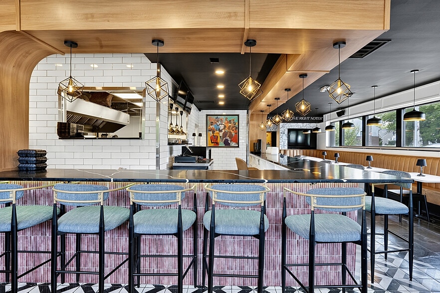 More Photos Of 24737 W 8 Mile Rd, Detroit Restaurant For Sale