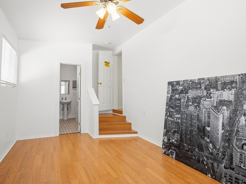 More Photos Of 7580 McGroarty Ter, Tujunga Apartments For Sale