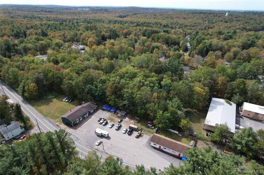 More Photos Of 36 Cold Spring Rd, Monticello Industrial For Sale