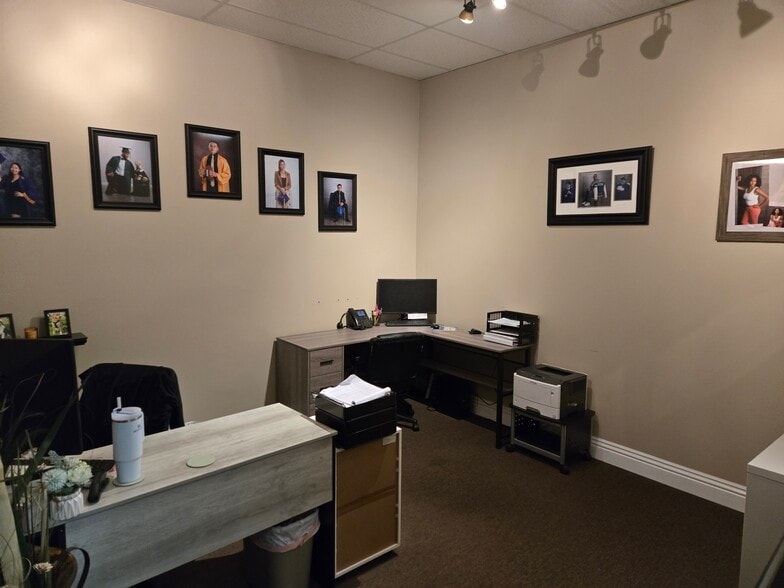 More Photos Of 14788 Pipeline Ave, Chino Hills Office For Sale