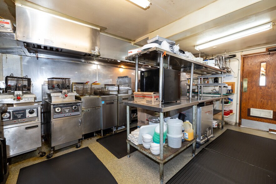 More Photos Of 10338 Big Arbor Vitae Dr, Woodruff Restaurant For Sale