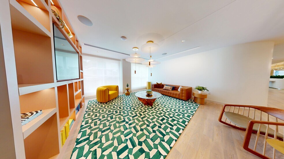 More Photos Of 2601 S Bayshore Dr, Coconut Grove Office For Lease