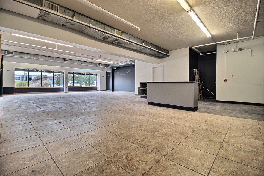 More Photos Of 267 Post Rd, Westerly General Retail For Lease