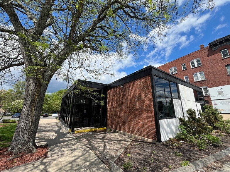 More Photos Of 1111 Main St, East Hartford Office For Lease