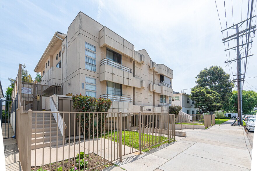 More Photos Of 6034 Fulton Ave, Van Nuys Apartments For Sale
