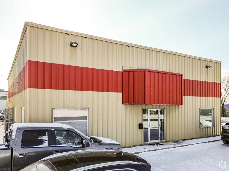 More Photos Of 5800 Rue Des Tournelles, Québec Warehouse For Lease