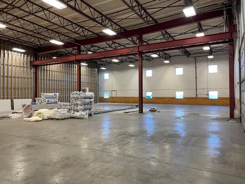 More Photos Of 5800 N 58th St, Lincoln Warehouse For Lease