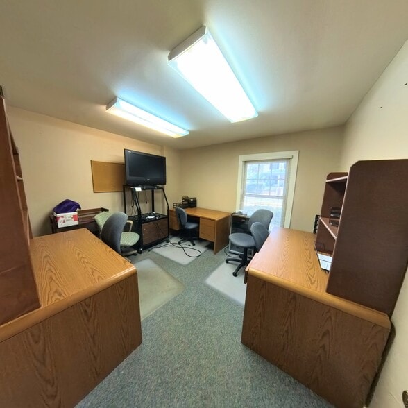 More Photos Of 112 NE Sanchez Ave, Ocala Office For Lease