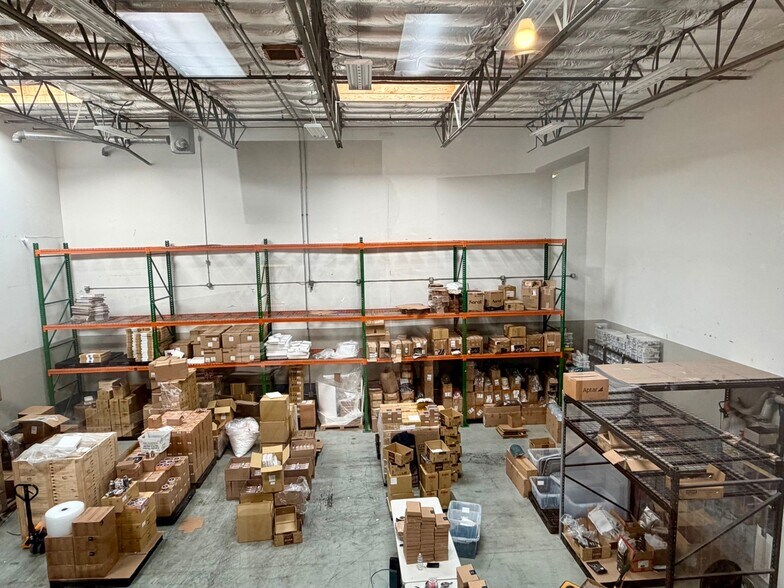 More Photos Of 2575 Fortune Way, Vista Warehouse For Lease