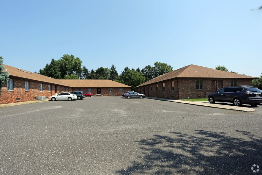 More Photos Of 432 Ganttown Rd, Sewell Medical For Lease