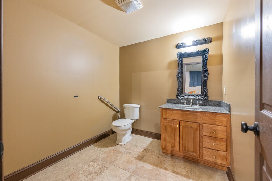 More Photos Of 215 Baker Rd, Huntingdon Lodge Meeting Hall For Sale