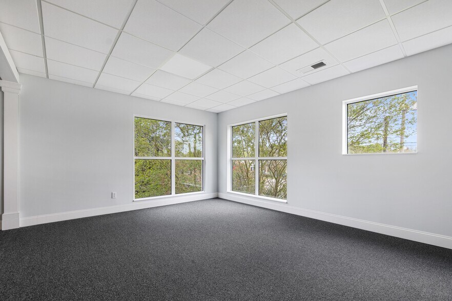 More Photos Of 1637 Savannah Hwy, Charleston Office For Lease