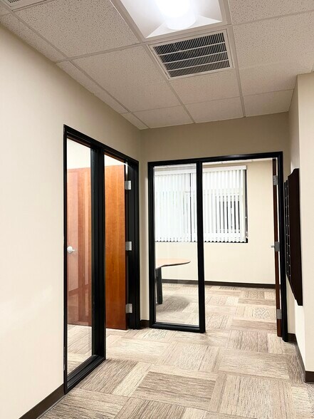 More Photos Of 13405 Folsom Blvd, Folsom Office For Lease