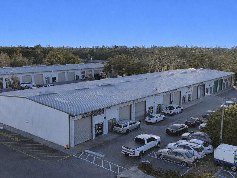 More Photos Of 1016 American Way, Kissimmee Industrial For Sale