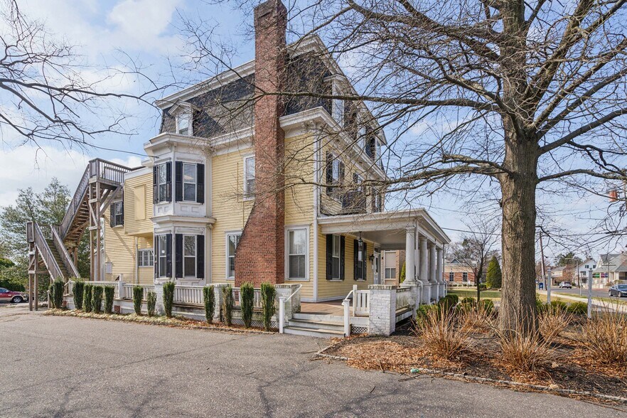 More Photos Of 210 W Main St, Moorestown Office For Sale