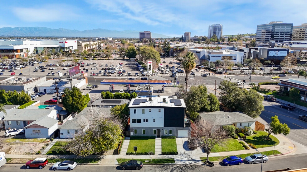 More Photos Of 6420 Hanna Ave, Woodland Hills Apartments For Sale