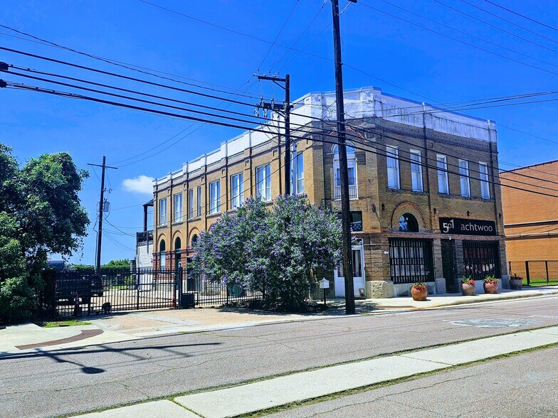 Primary Photo Of 501 W Front St, Orange Office For Sale