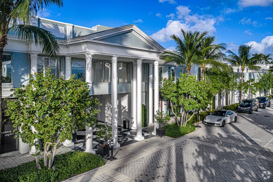 Primary Photo Of 70 Royal Poinciana Plz, Palm Beach Unknown For Lease