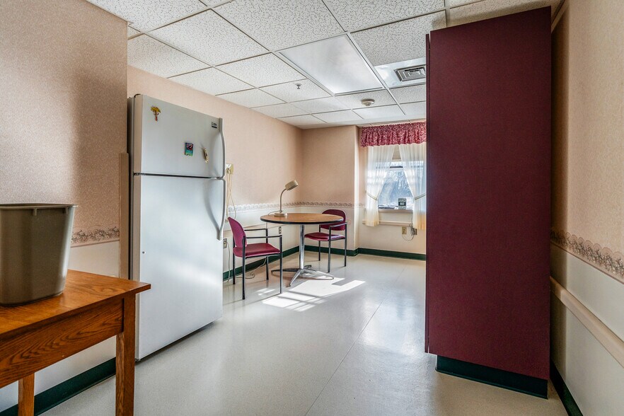 More Photos Of W2658 WI-33, La Crosse Assisted Living For Sale