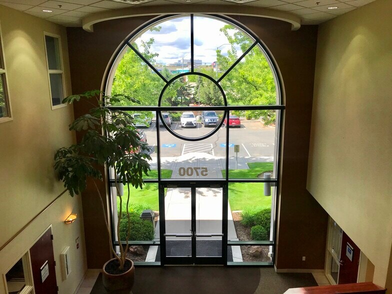 More Photos Of 5700 E Franklin Rd, Nampa Office For Lease