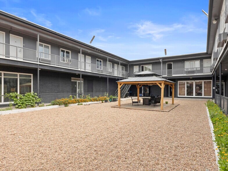 More Photos Of 935 9th Ave, Sidney Hotel For Sale