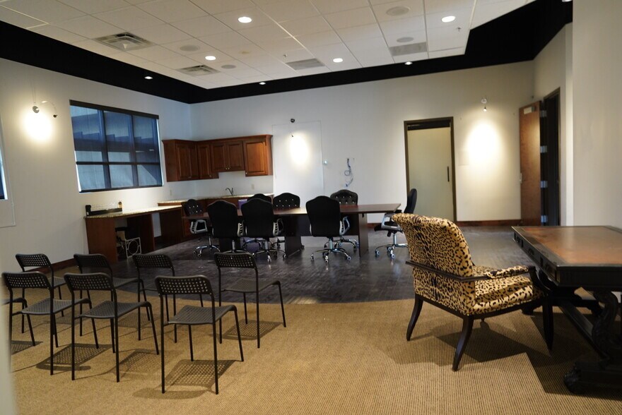 More Photos Of 1487 S Silicon Way, Saint George Freestanding For Lease