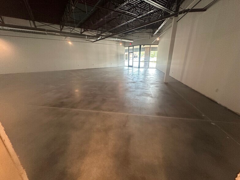 More Photos Of 1945 Scottsville Rd, Bowling Green Unknown For Lease