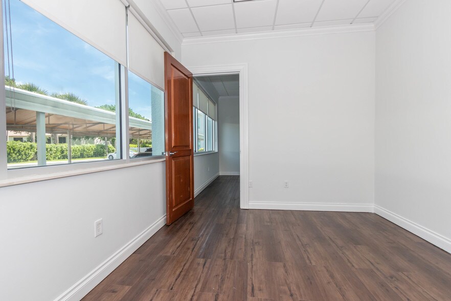 More Photos Of 2701 Boca Raton Blvd, Boca Raton Office For Lease